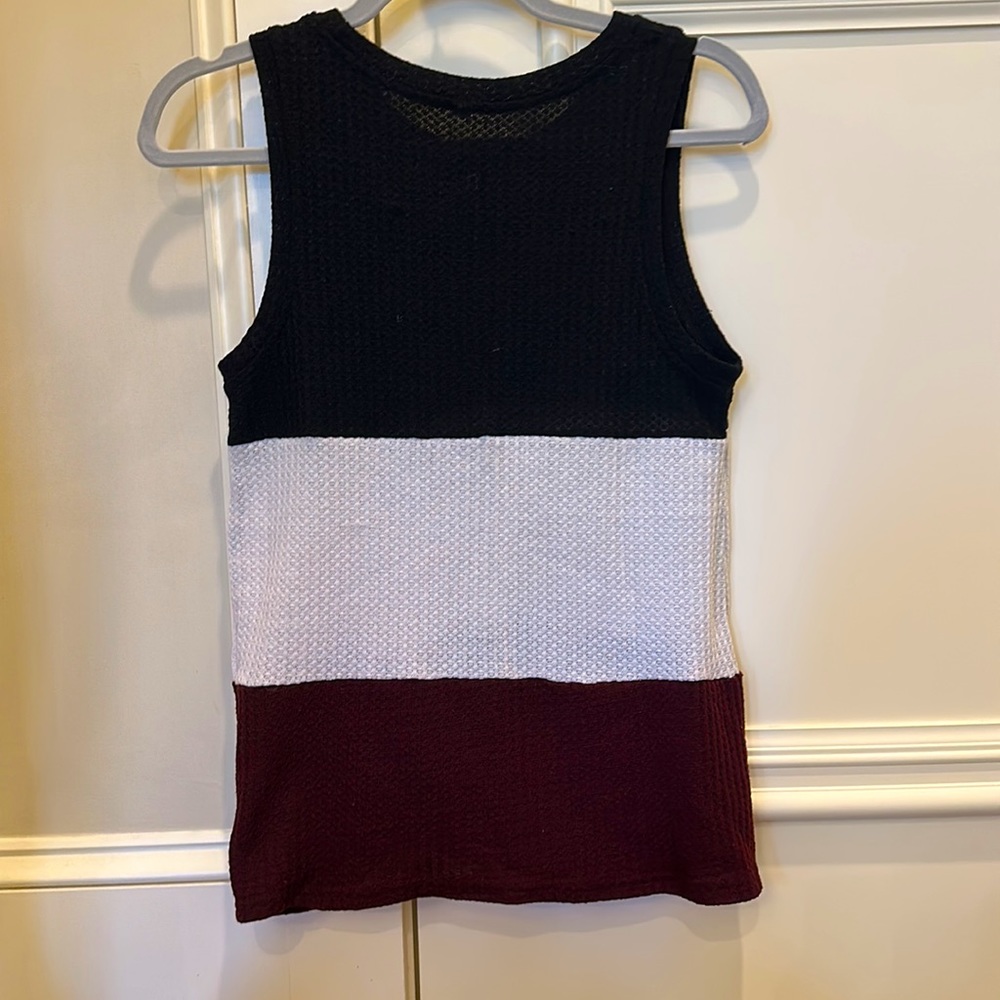 AUSELILY Womens Sleeveless Cute Twist Knot Waffle Knit Casual Tank Top Small - Picture 4 of 6